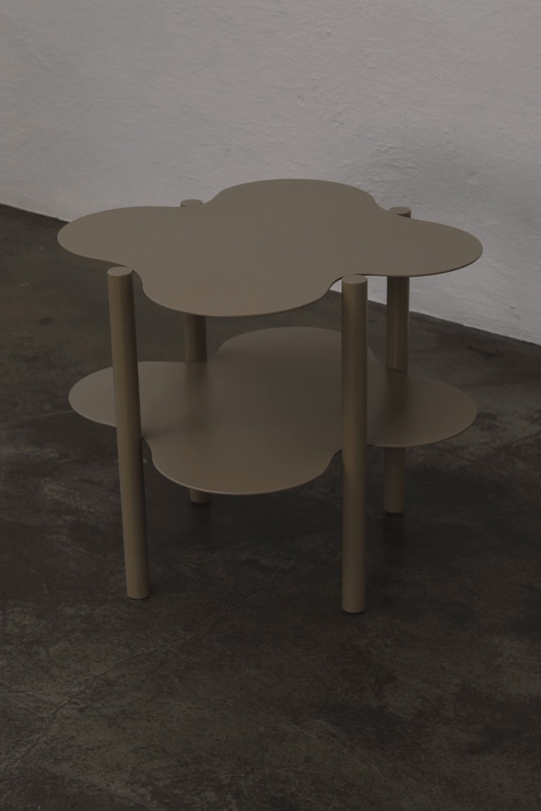 Zijtafel FLOS staal