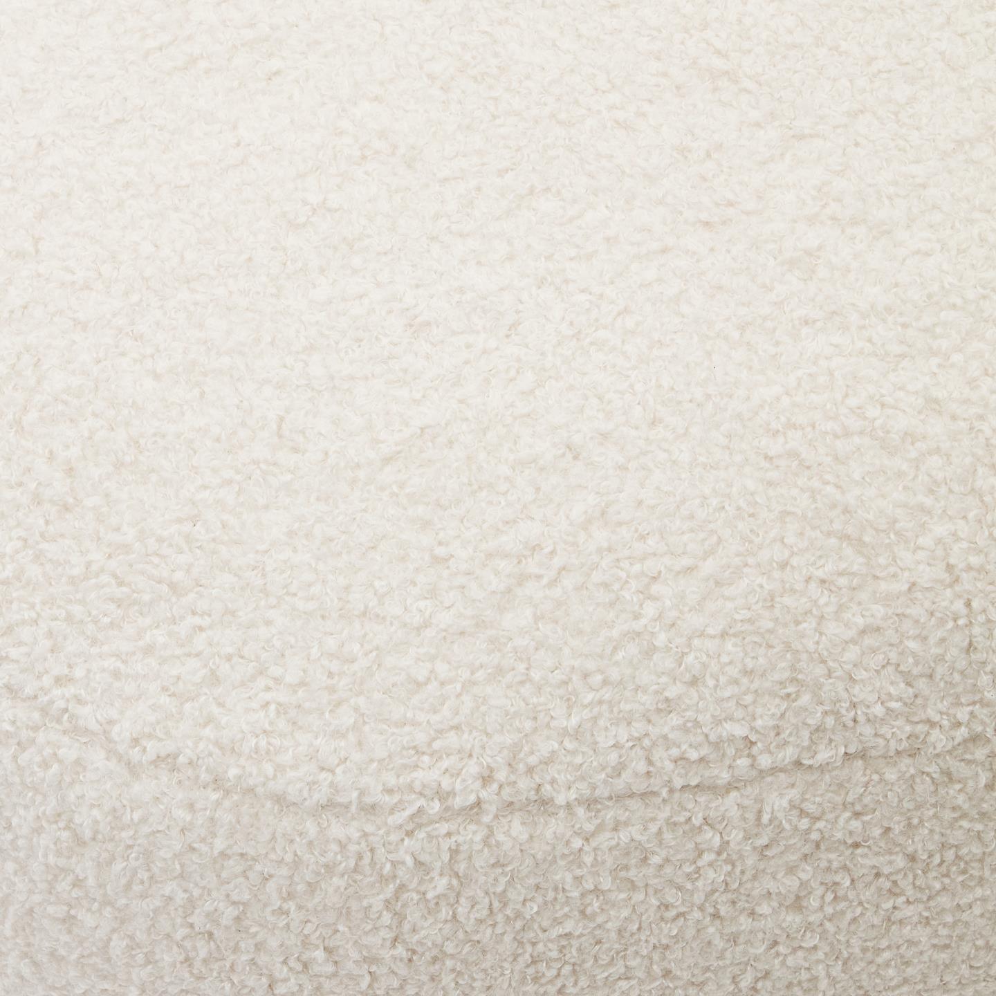 Puf MARTINA baranek écru La Forma    Eye on Design