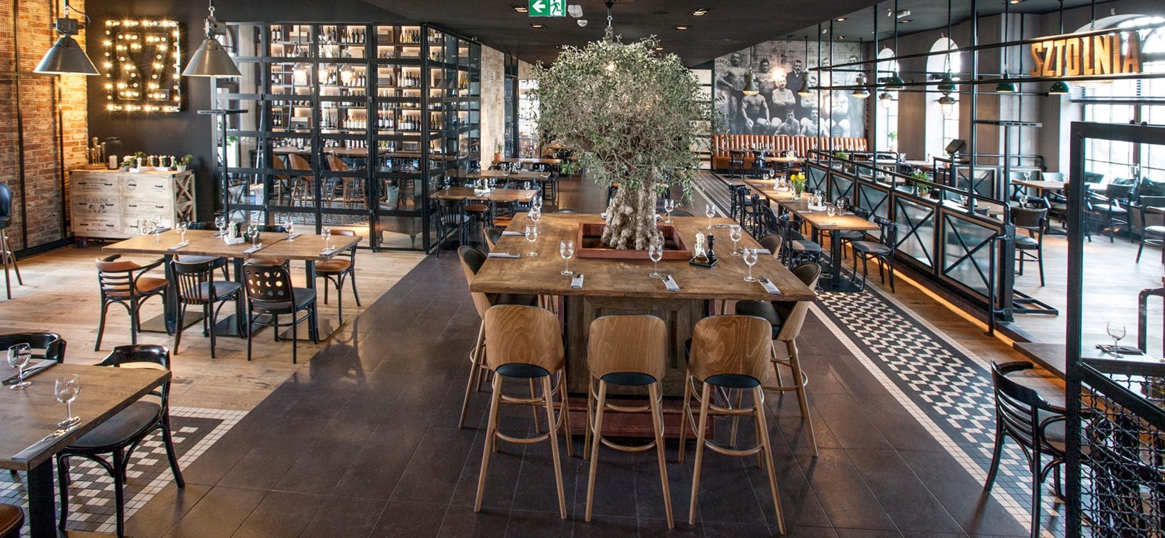 Hocker AMADA BST-1413 gestoffeerd