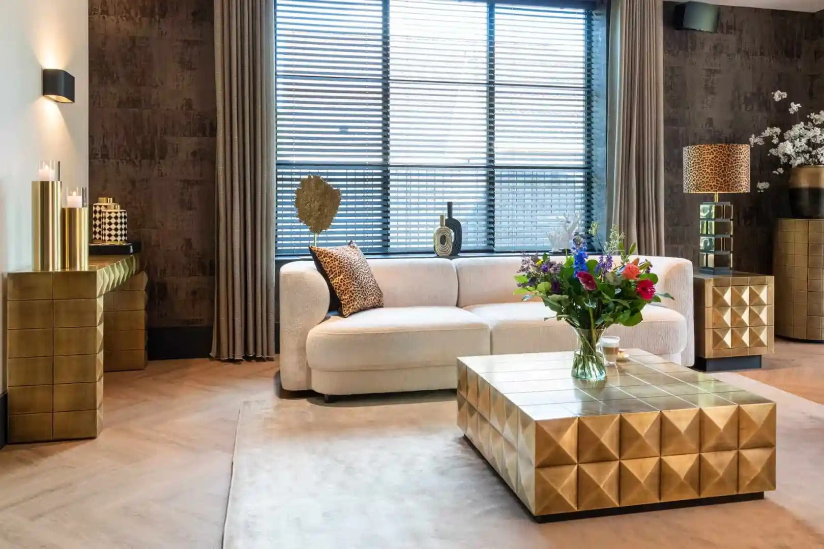 Konsola COLLADA goud