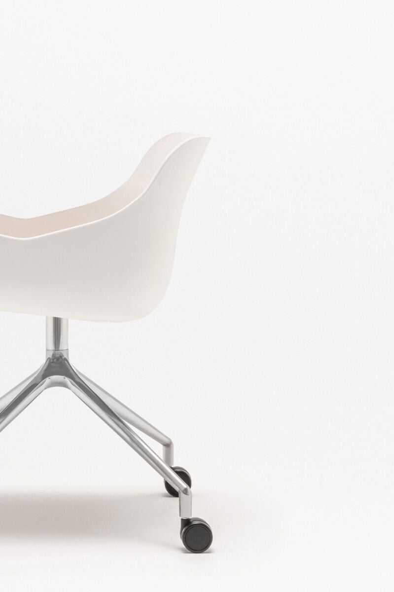 Krzesło obrotowe BALTIC REMIX aluminium polerowane - kolor do wyboru [Milena] MDD    Eye on Design