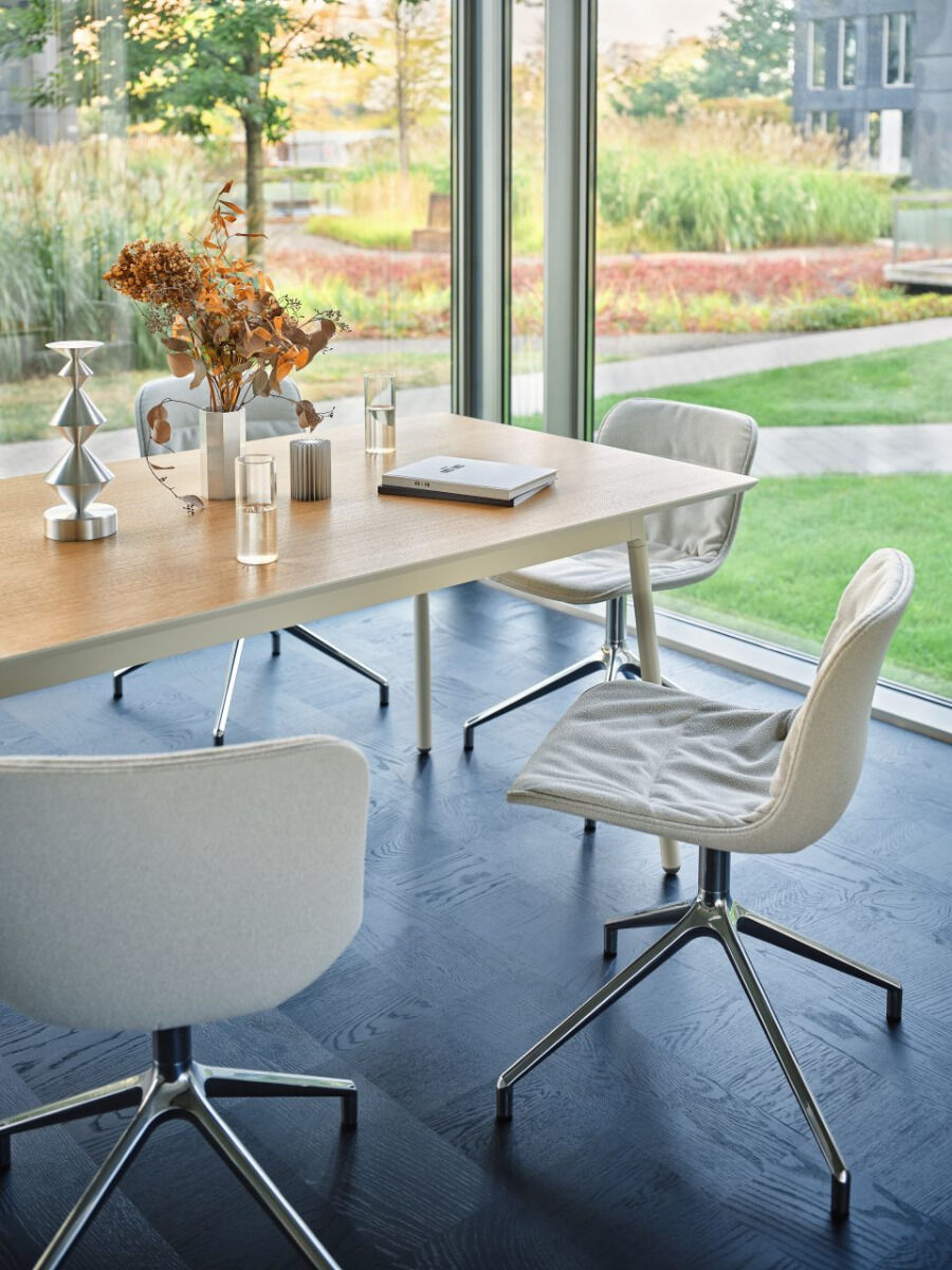 Krzesło obrotowe BALTIC 2 SOFT DUO aluminium polerowane - kolor do wyboru [Milena] MDD    Eye on Design