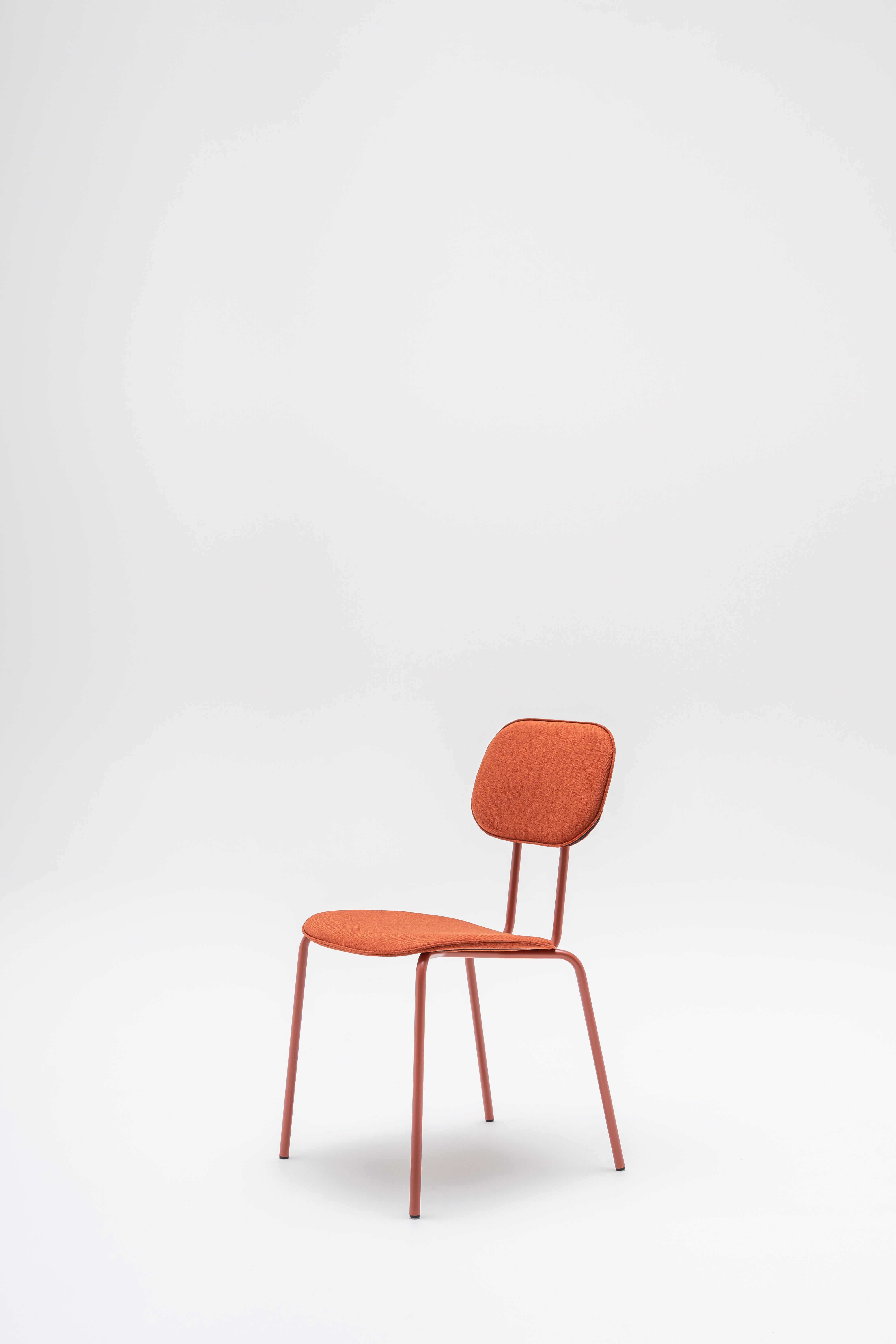 Gestoffeerde stoel NEW SCHOOL met metalen basis