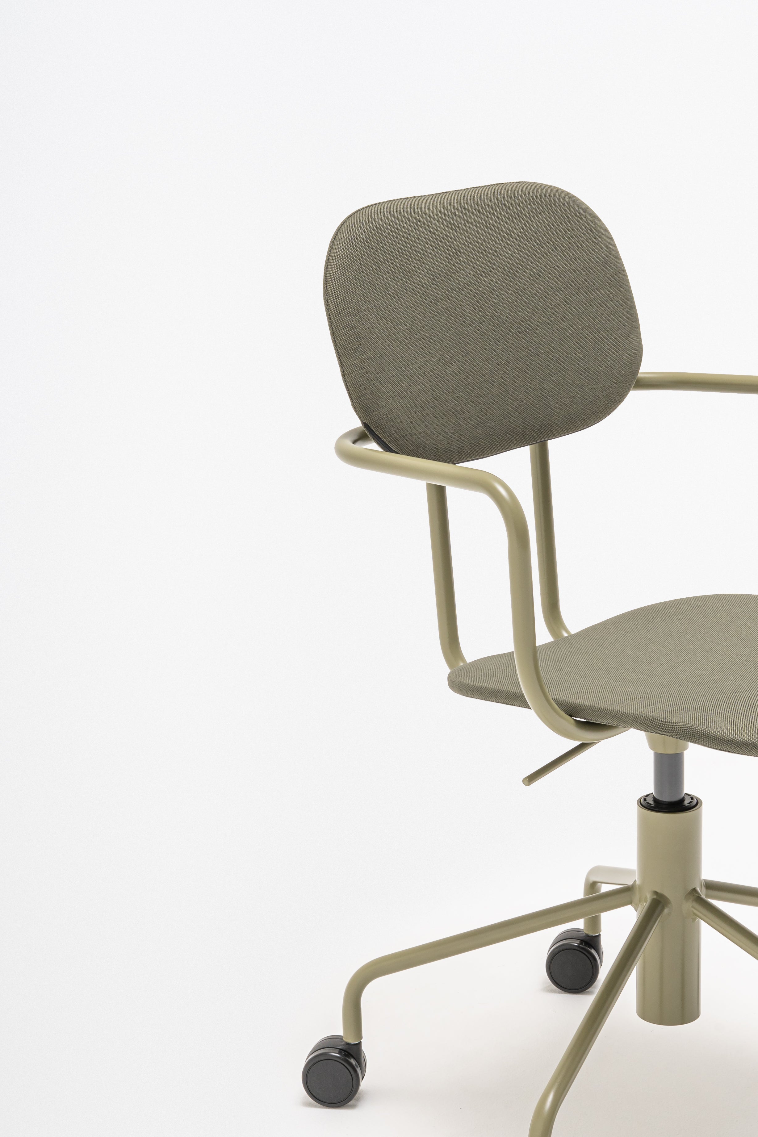 Bureau stoel met verstelbare basis NEW SCHOOL, gestoffeerd met wielen voor zachte oppervlakken