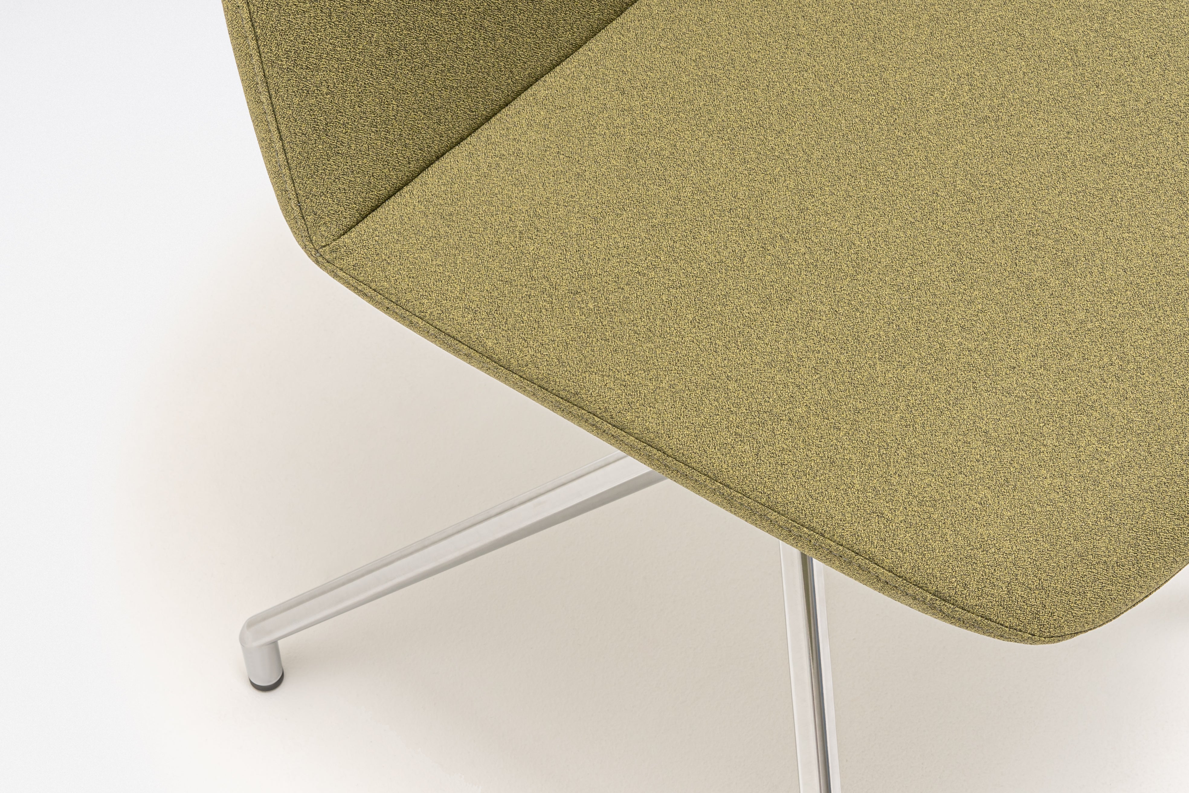 Krzesło obrotowe ULTI aluminium polerowane