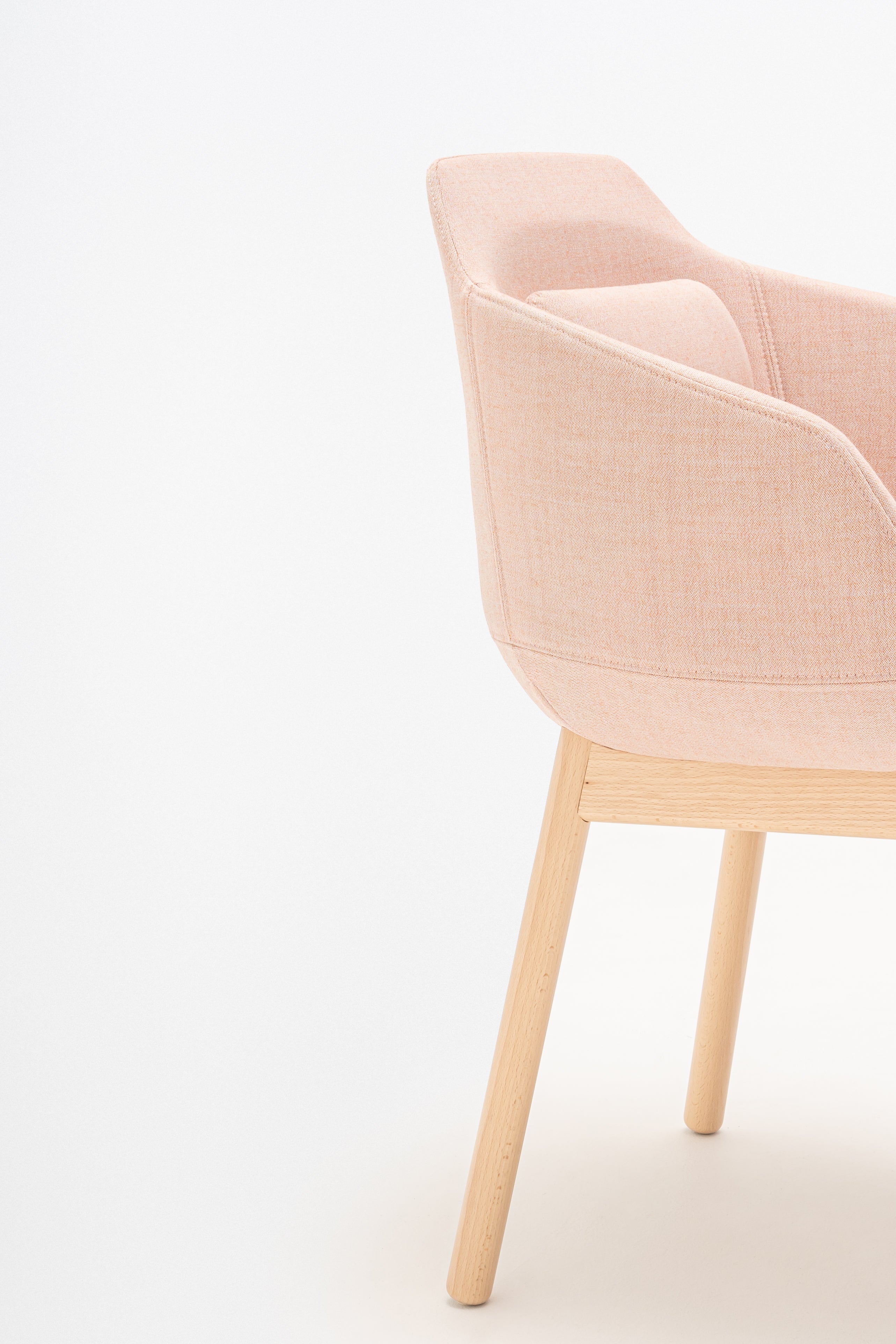 Stuhl Ultra -Holzbasis