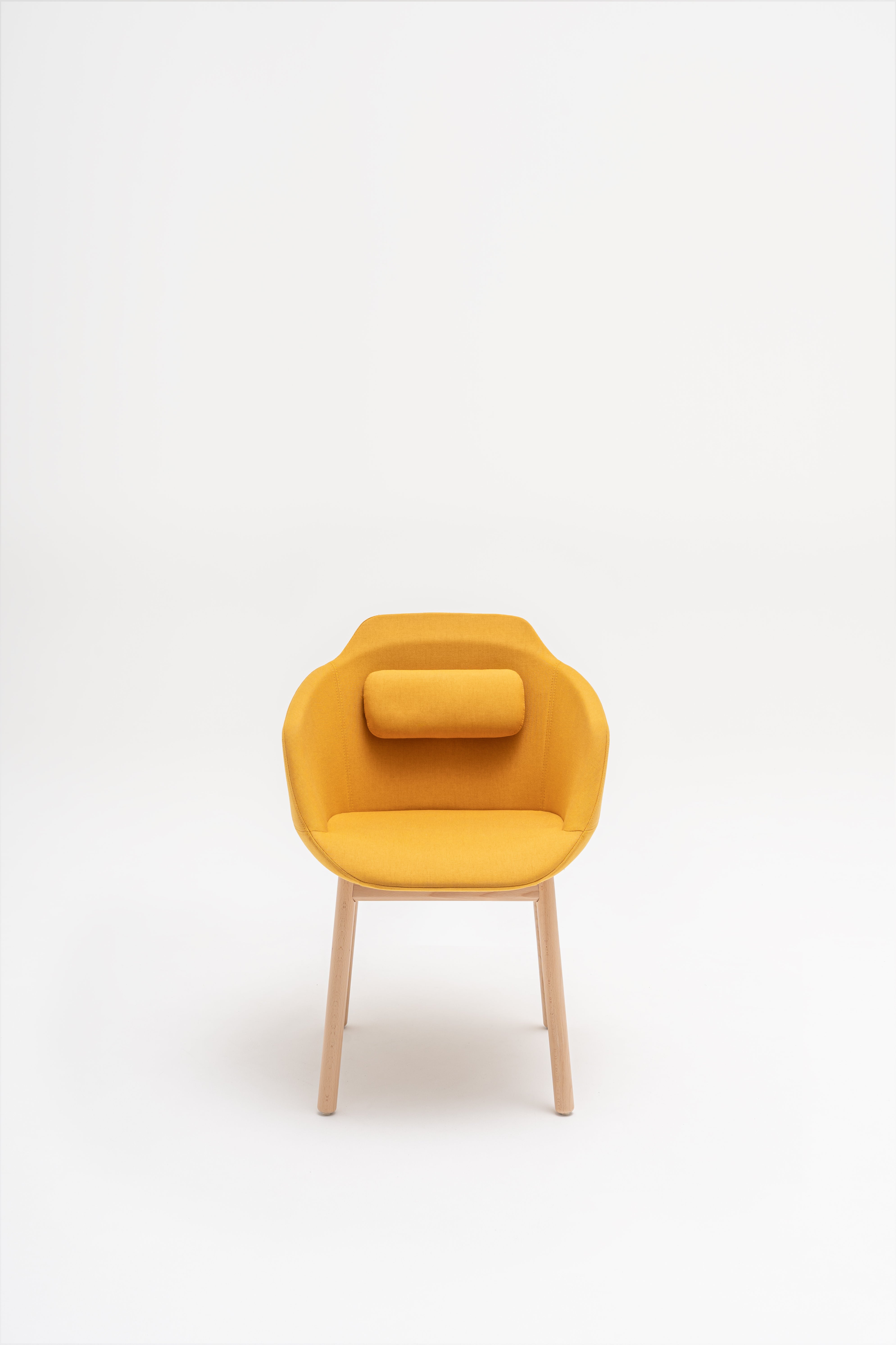 Stuhl Ultra -Holzbasis