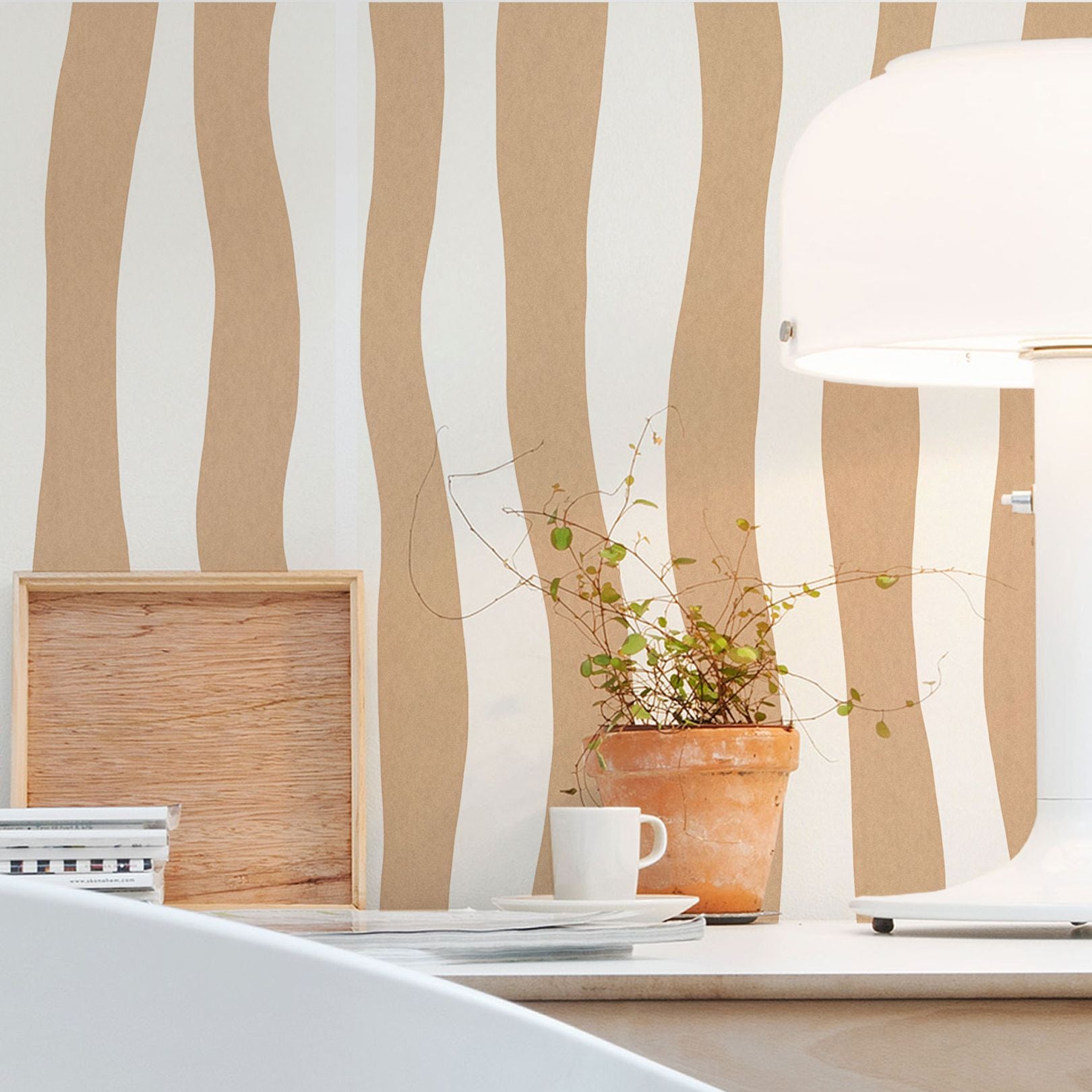 Structuurtapijt met abstract patroon in golvende strepen SUNDAE - SABLE beige