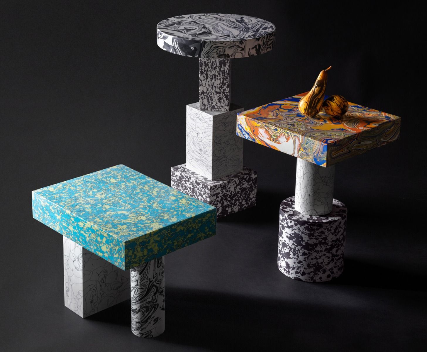 Wirbel Couchtisch blauer Marmor