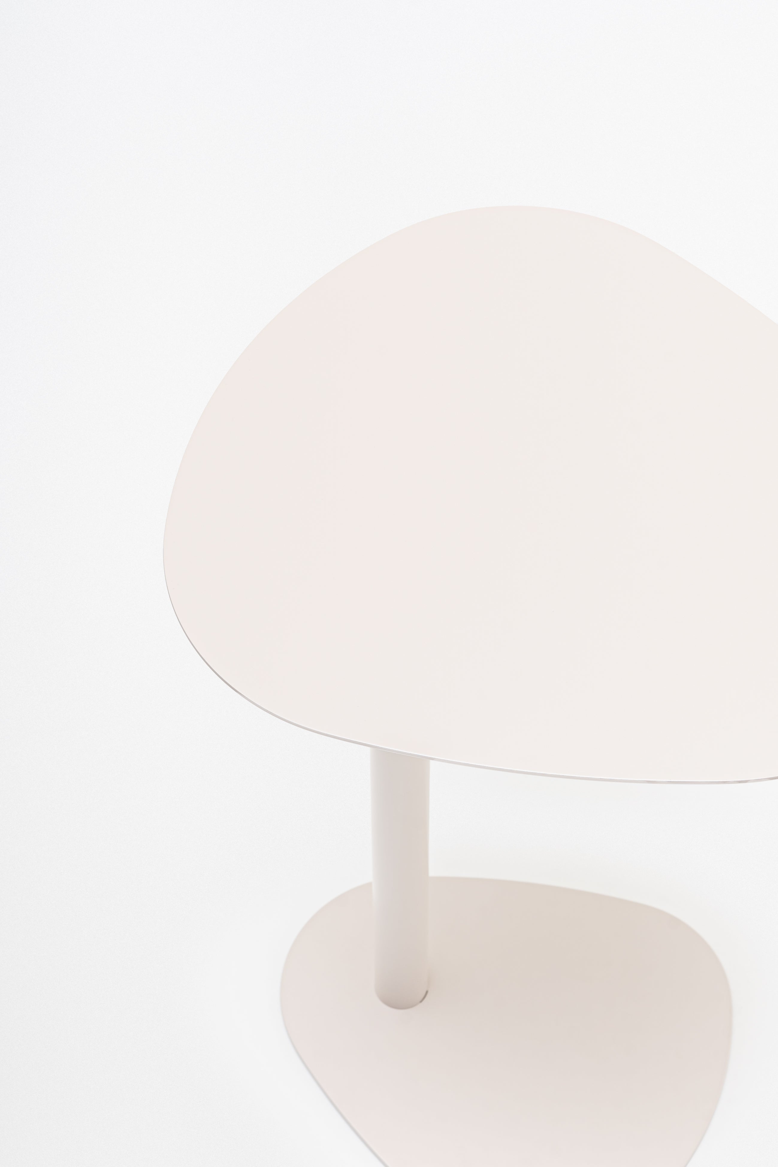 Metall Celo Couchtisch