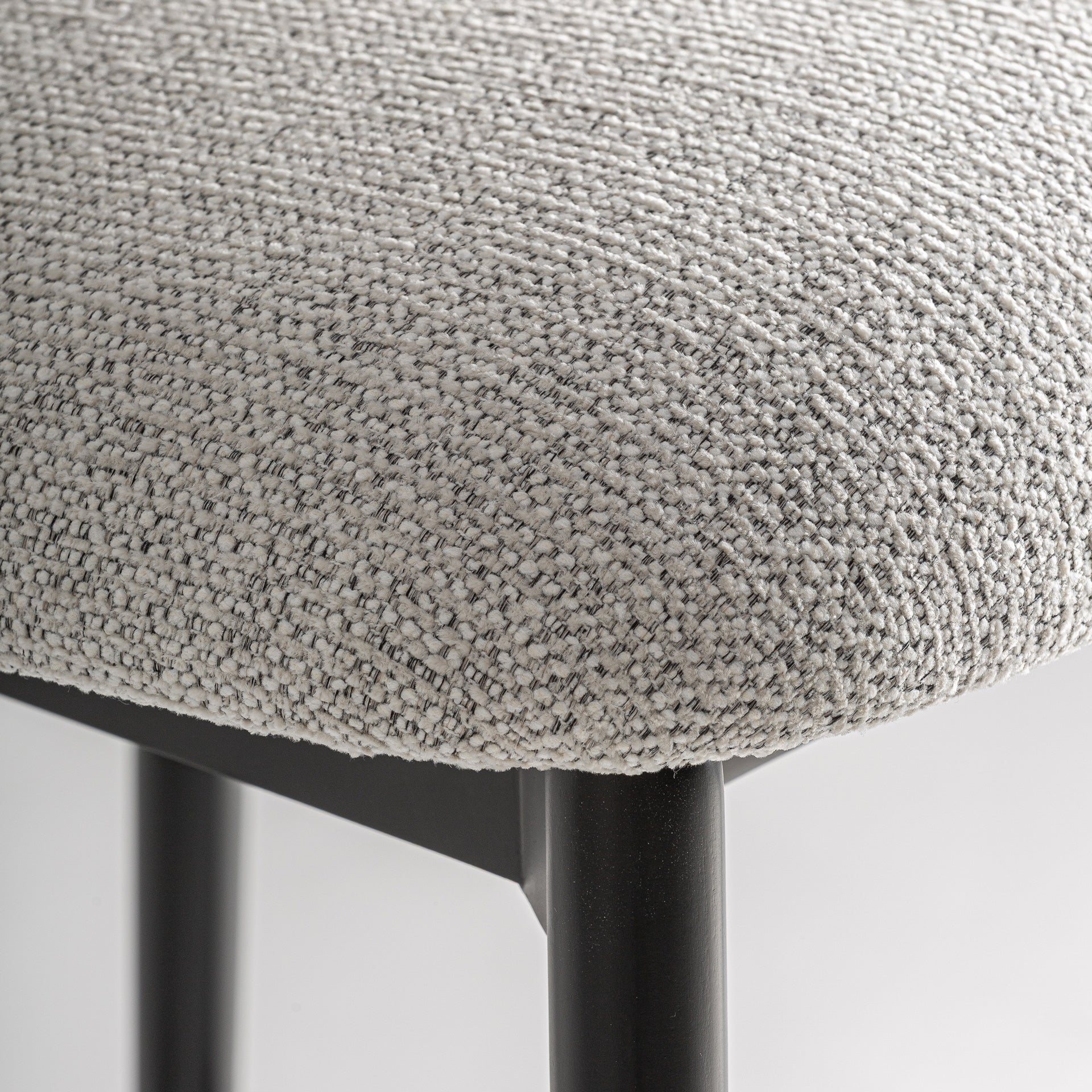 Hocker ERLEC grijs met zwarte essen basis