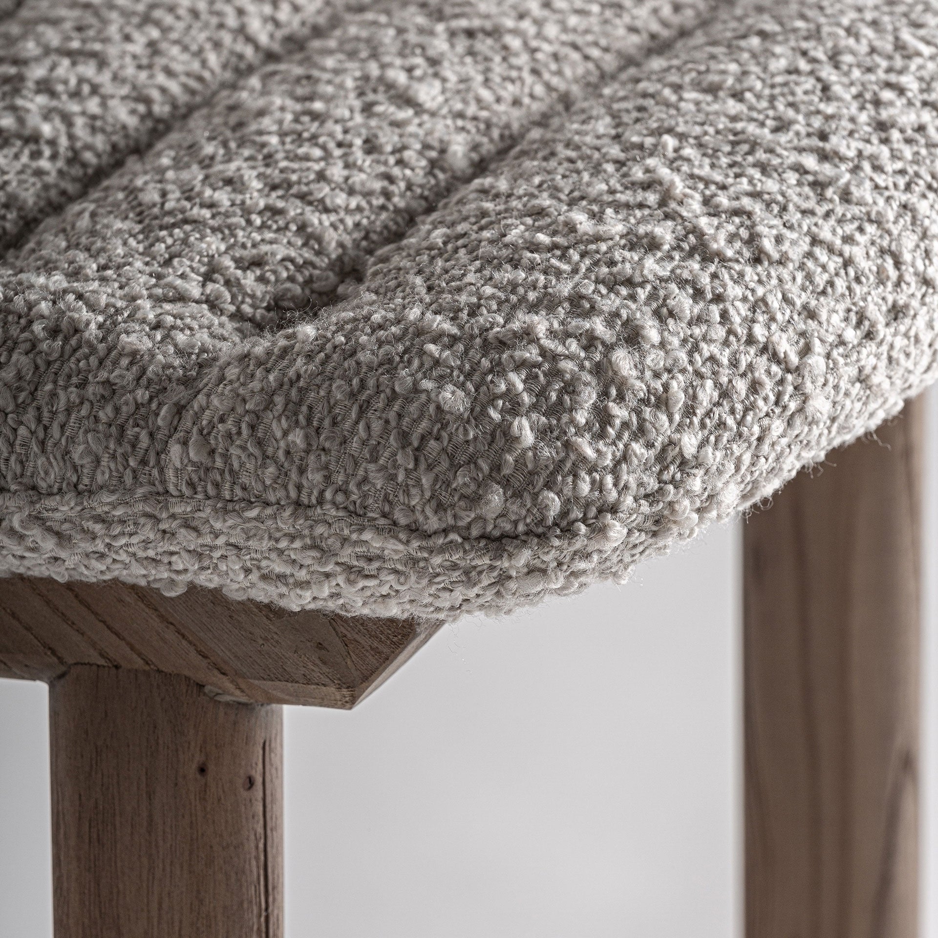 JACQUARD Bar Stool Beige with a Willow Base