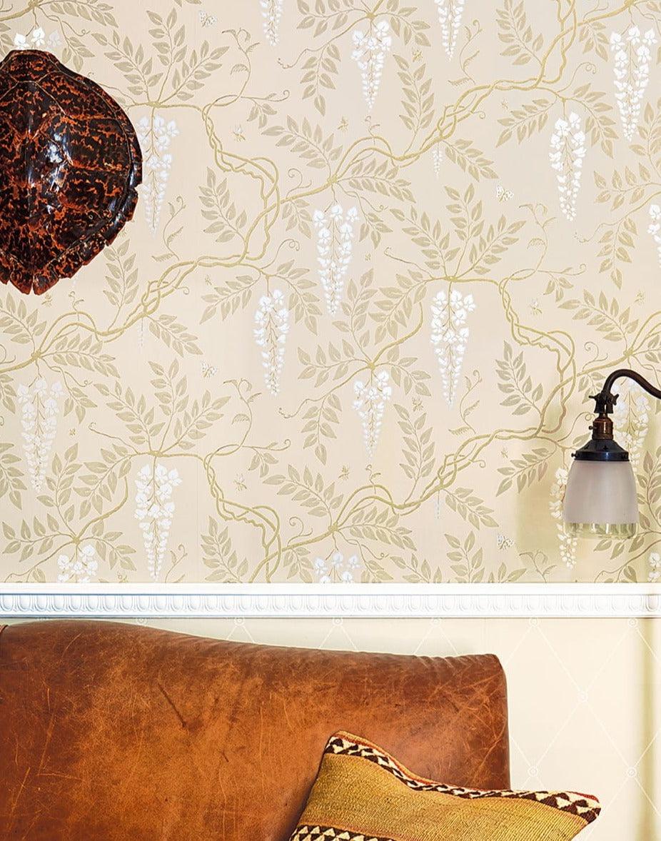 Tapete mit Pflanzenmotiv des Wisteria-Baums ARCHIVE ANTHOLOGY - Egerton hellgrün