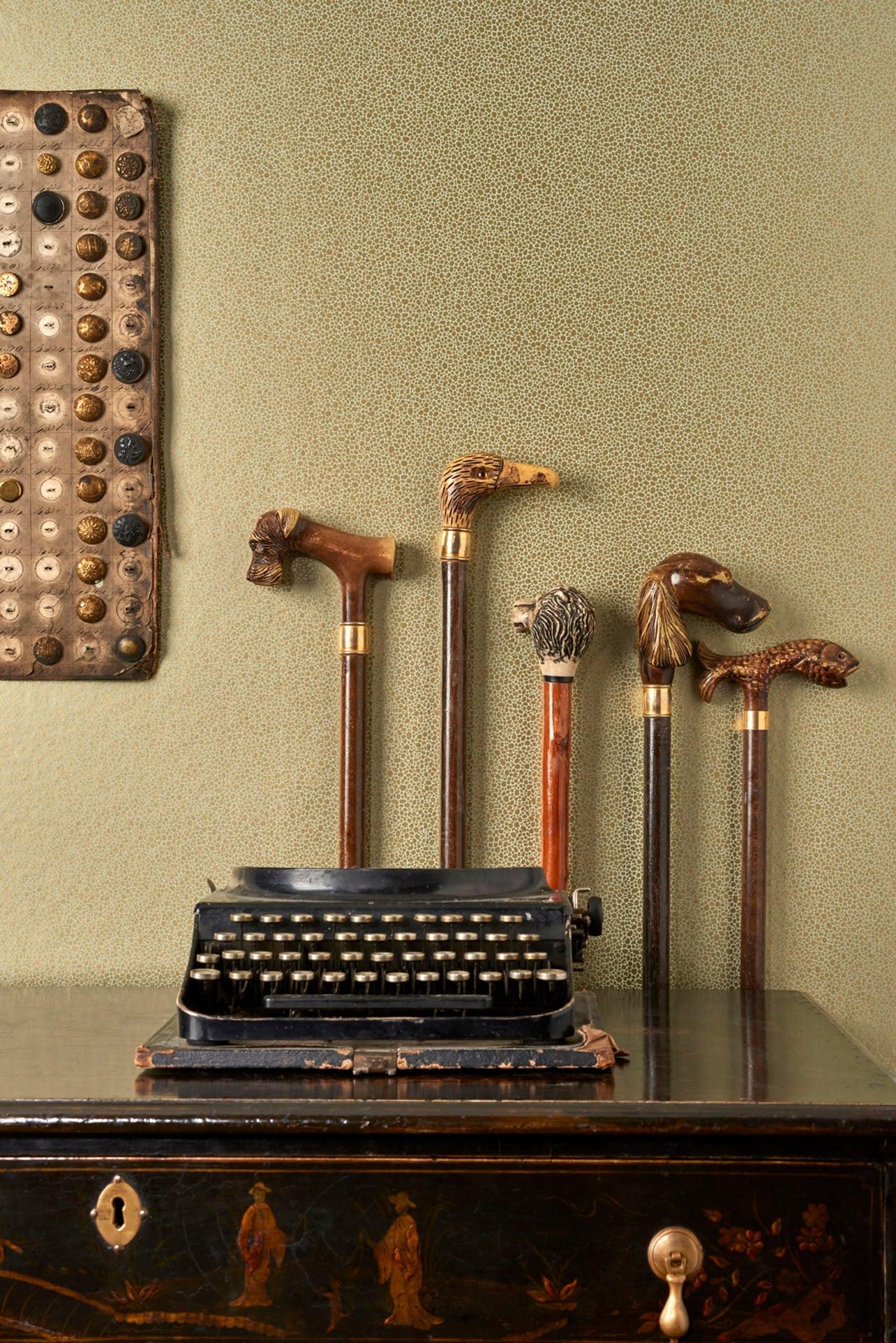 Metalltapete mit abstraktem Mosaikmuster CURIO - Goldstone Braun