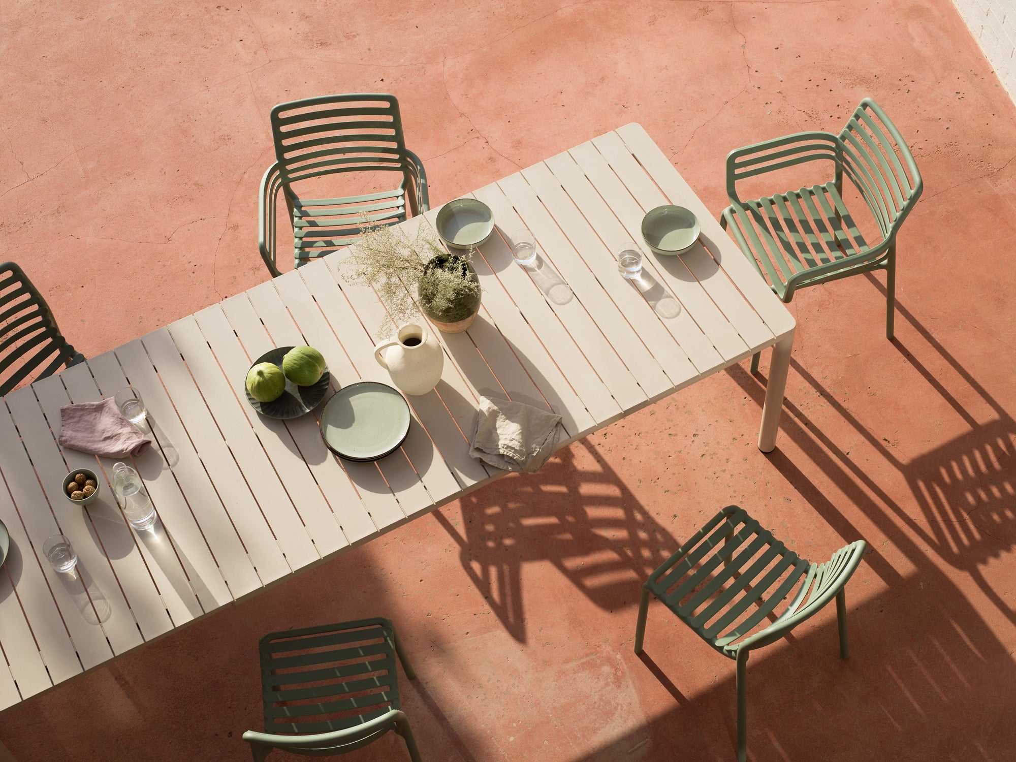 Outdoor Armchair with Armrests DOGA Pear