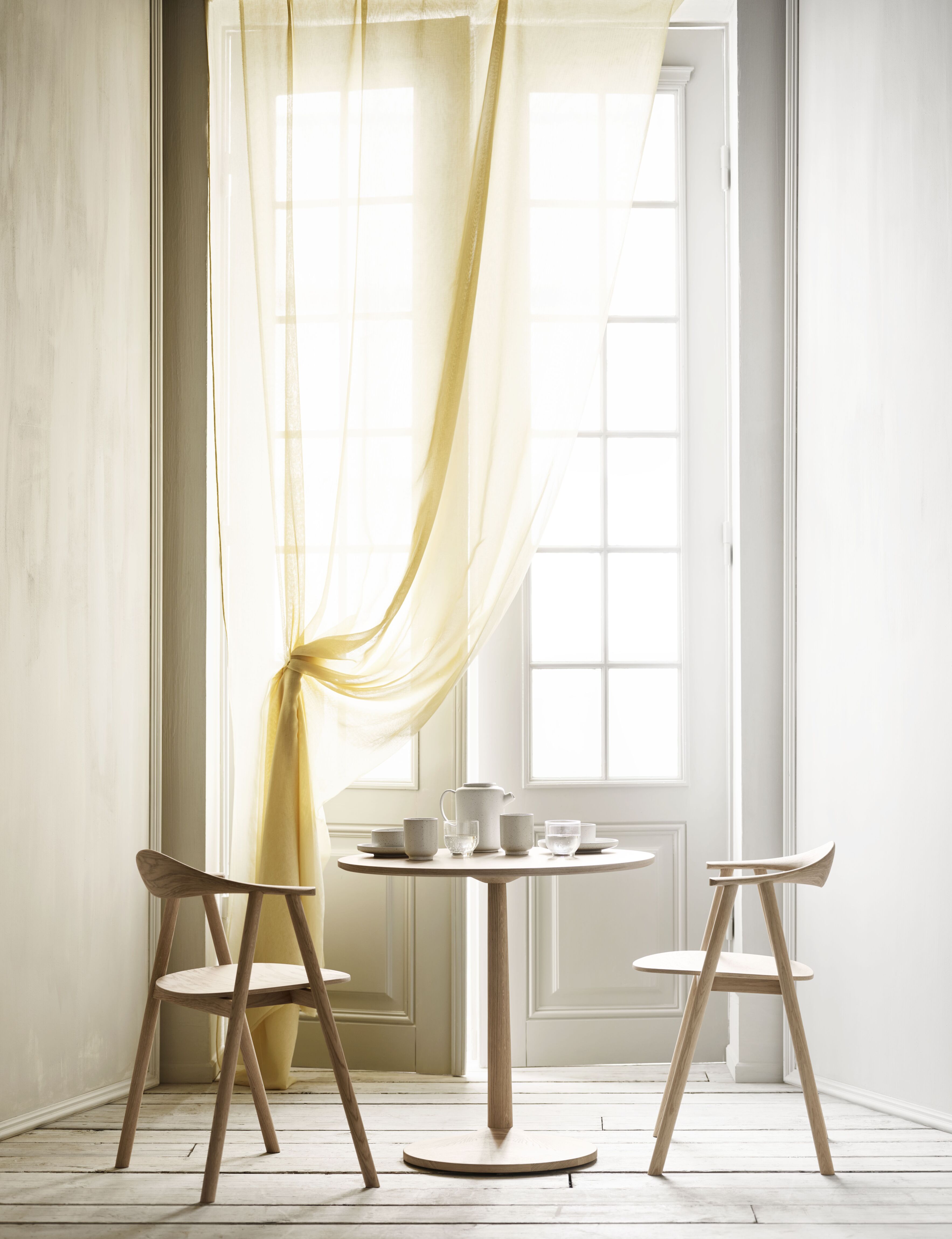 Stoel SWING donker eikenhout