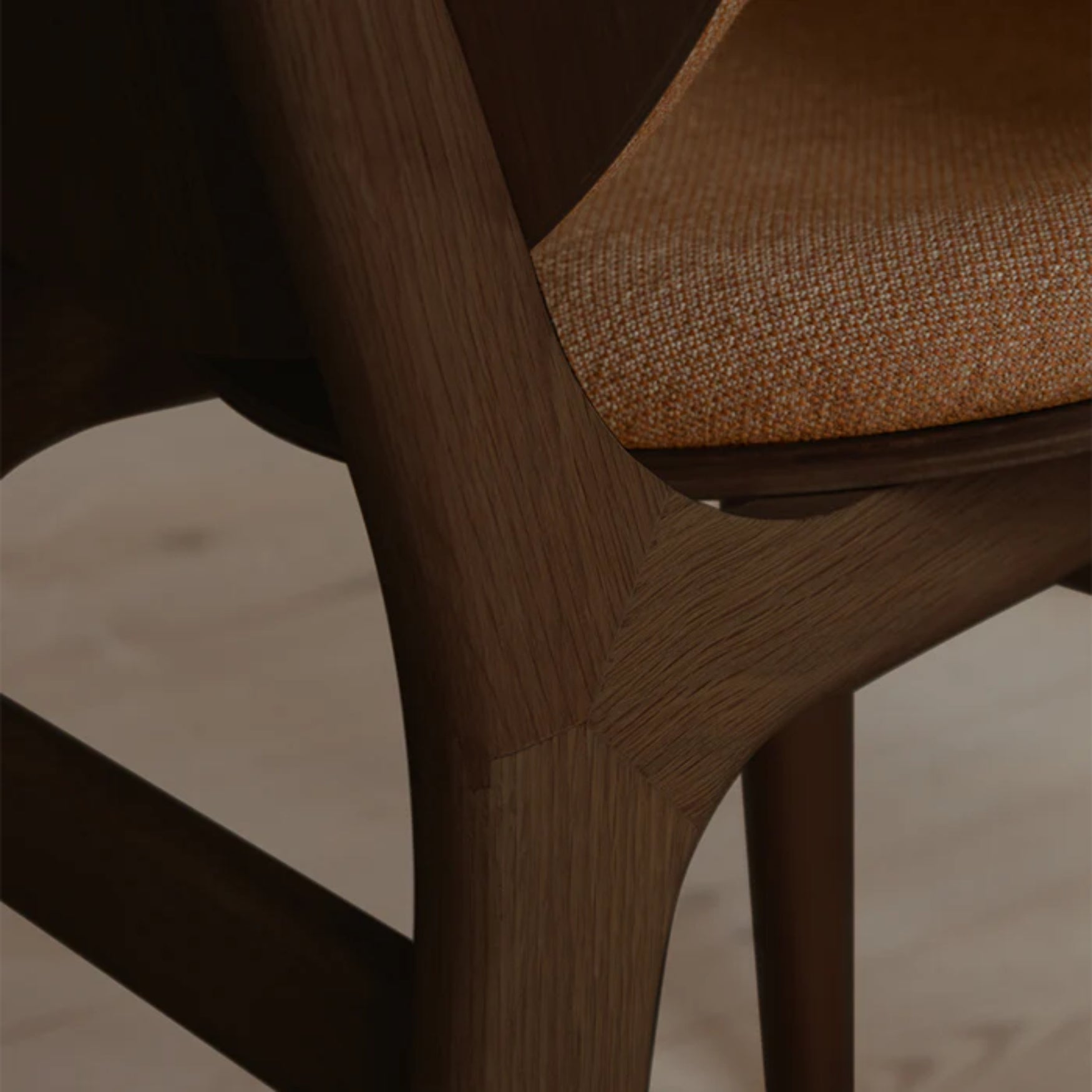 Stoel CONVERSATIE bruin met een donkere eiken basis