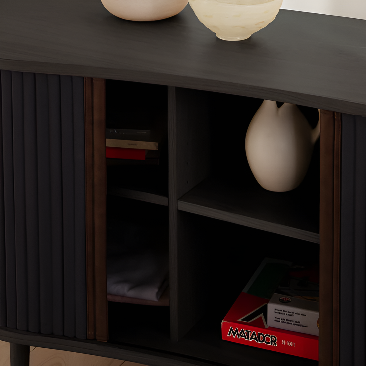 Kommode RTV AUDACIOUS anthrazit mit schwarzem Sockel