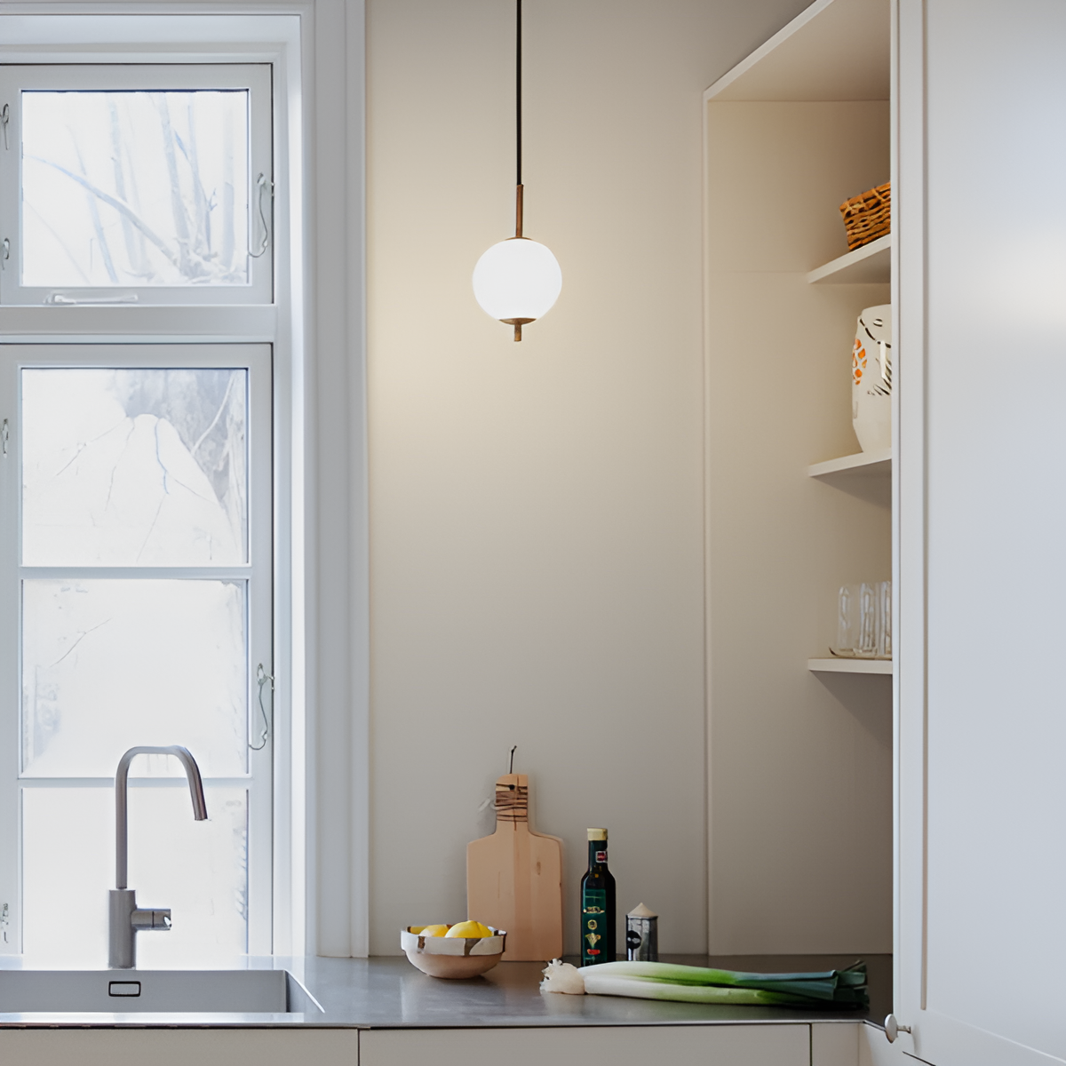 Lampa wisząca AUDREY biały ze złotą wstawką