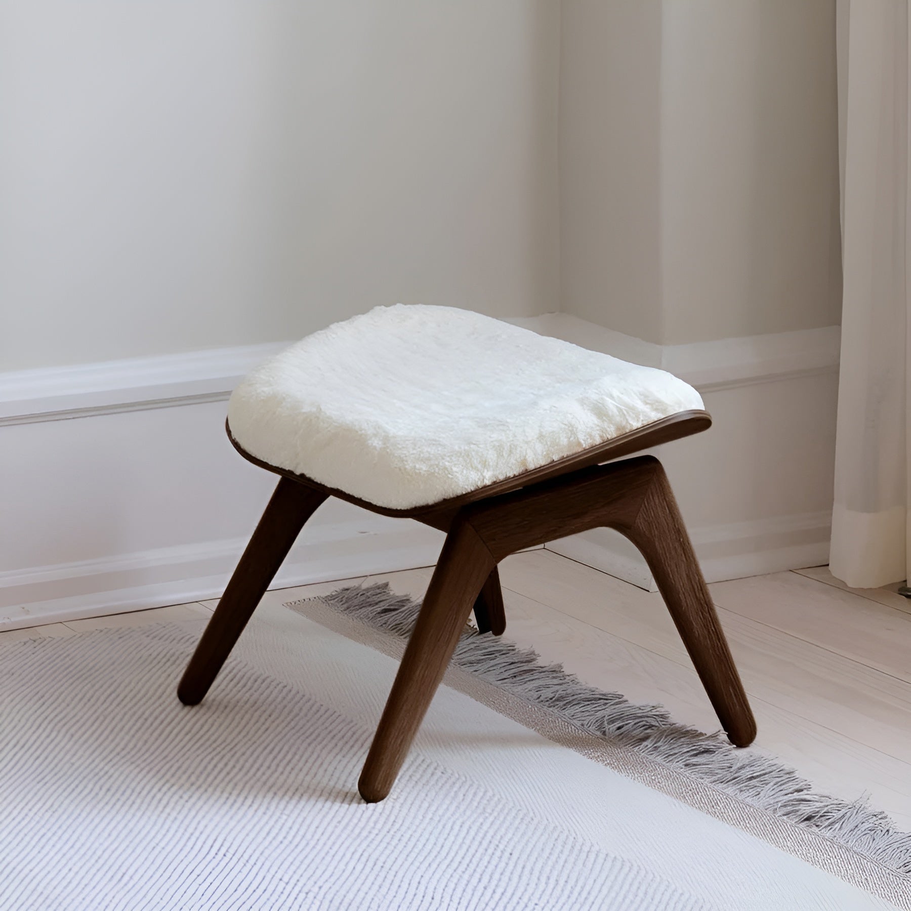 READER footstool white plush with dark oak base