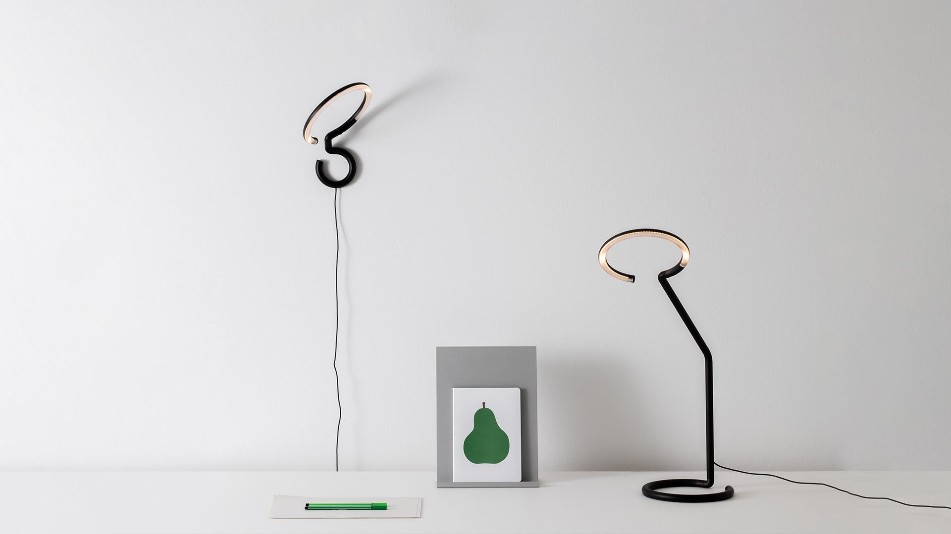 VINE LIGHT black table lamp
