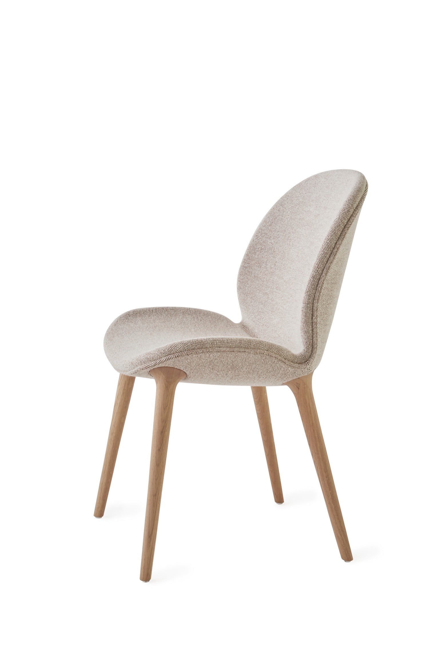 Stoel LODGE beige met een lichte eiken basis