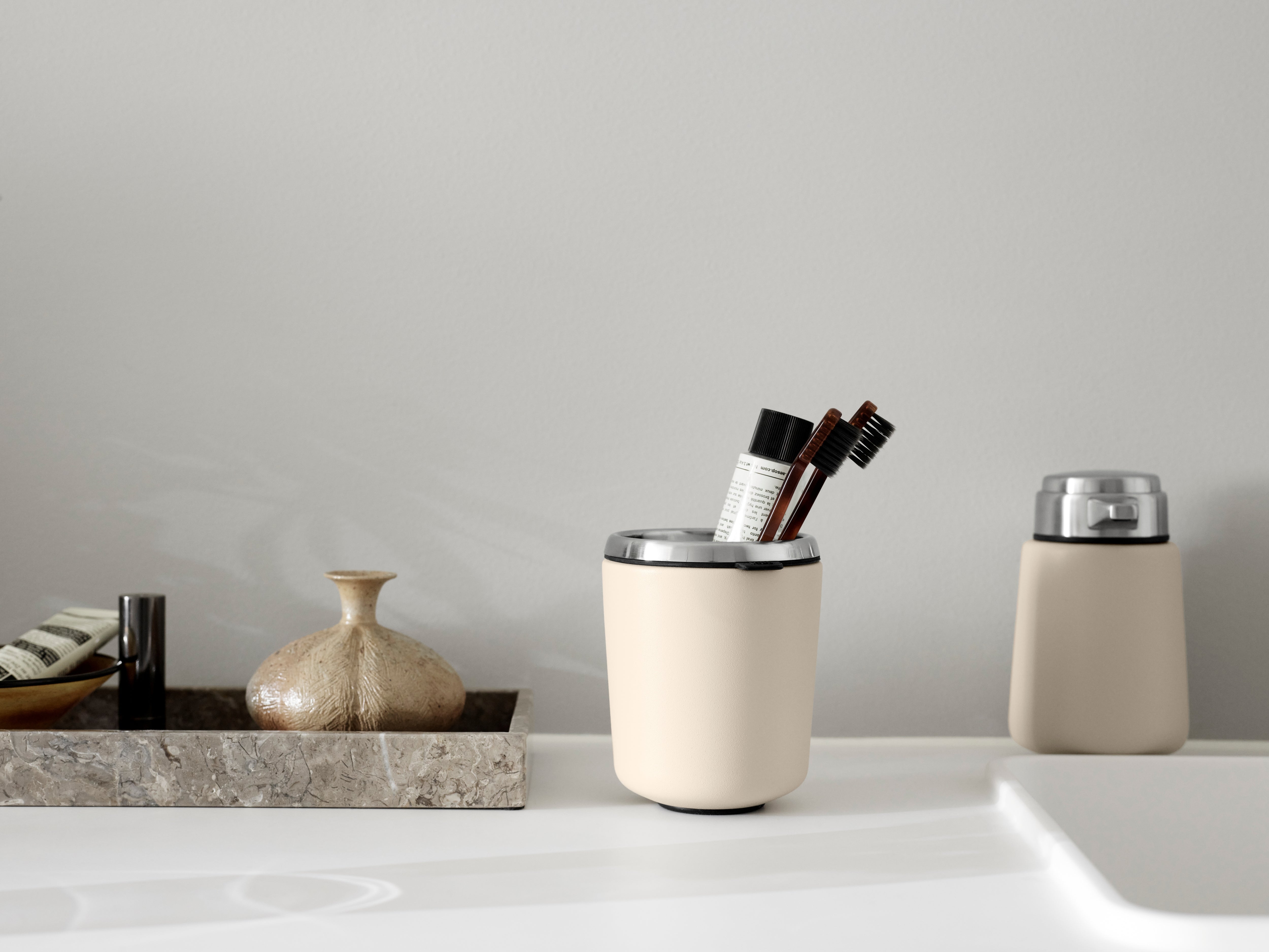 Zahnbürstenbehälter VIPP beige