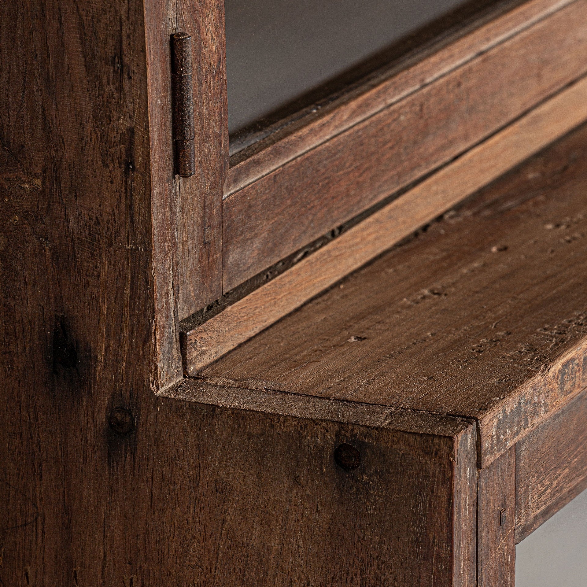 Witryna JEKYE mango hout