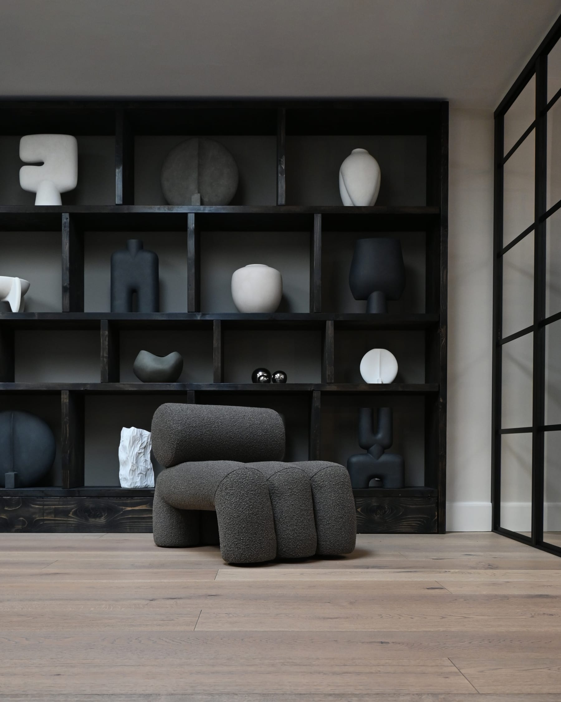 Fotel FOKU grijs-bruin boucle