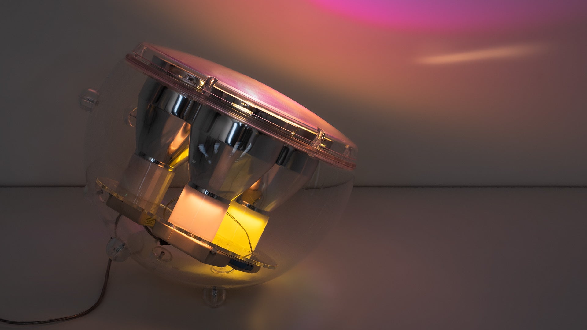 Vloerlamp YANG met kleurveranderingsmogelijkheid